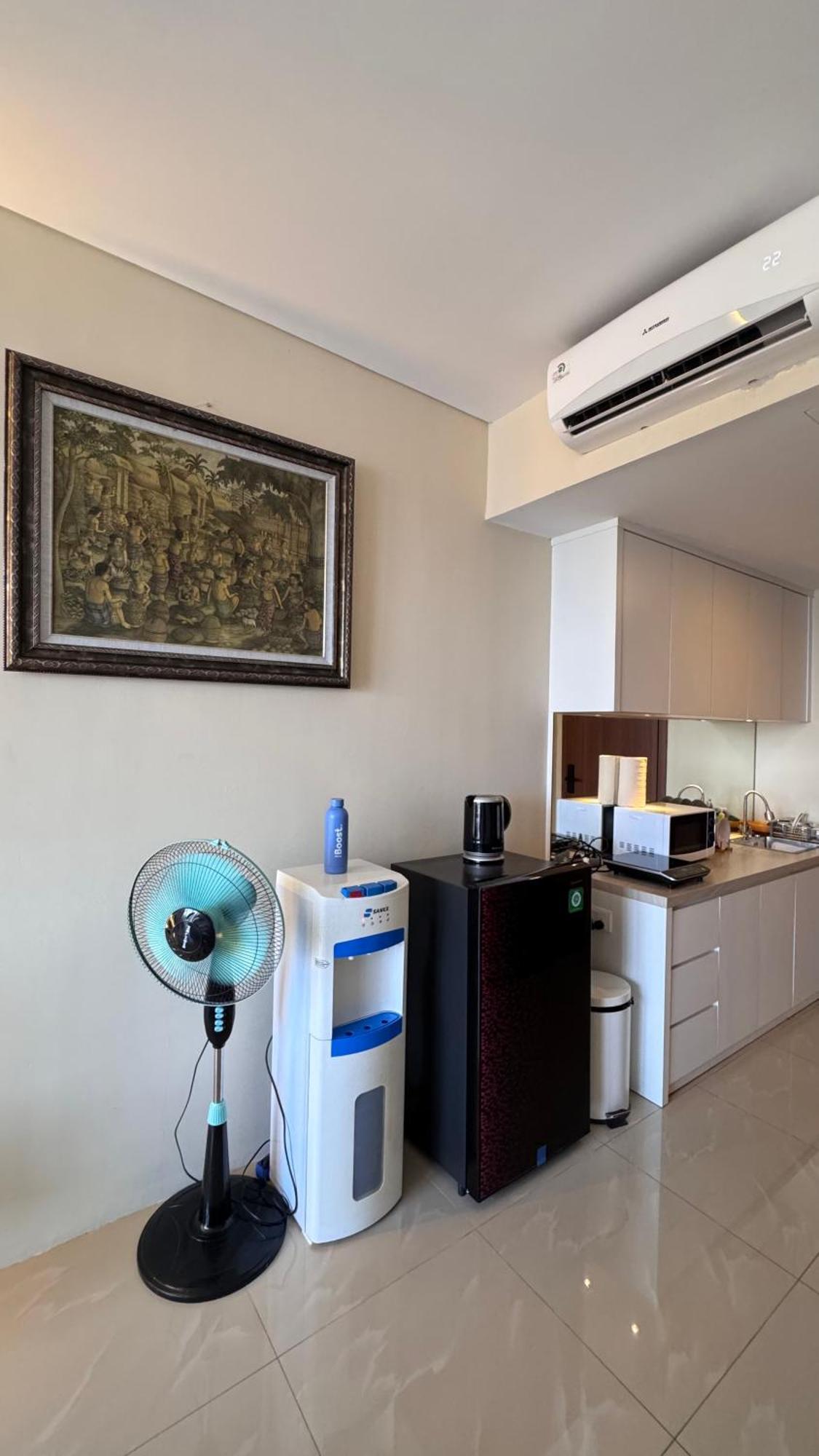 Nagoya Thamrin Apartment High Floor With View ภายนอก รูปภาพ