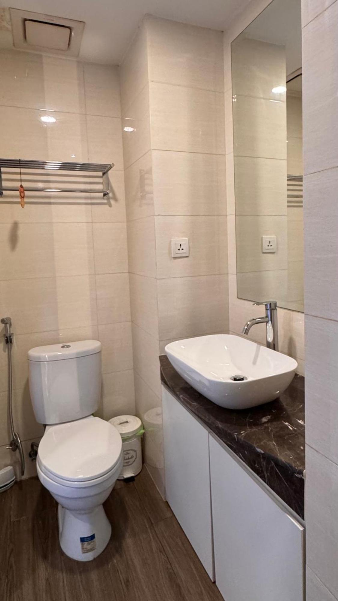 Nagoya Thamrin Apartment High Floor With View ภายนอก รูปภาพ